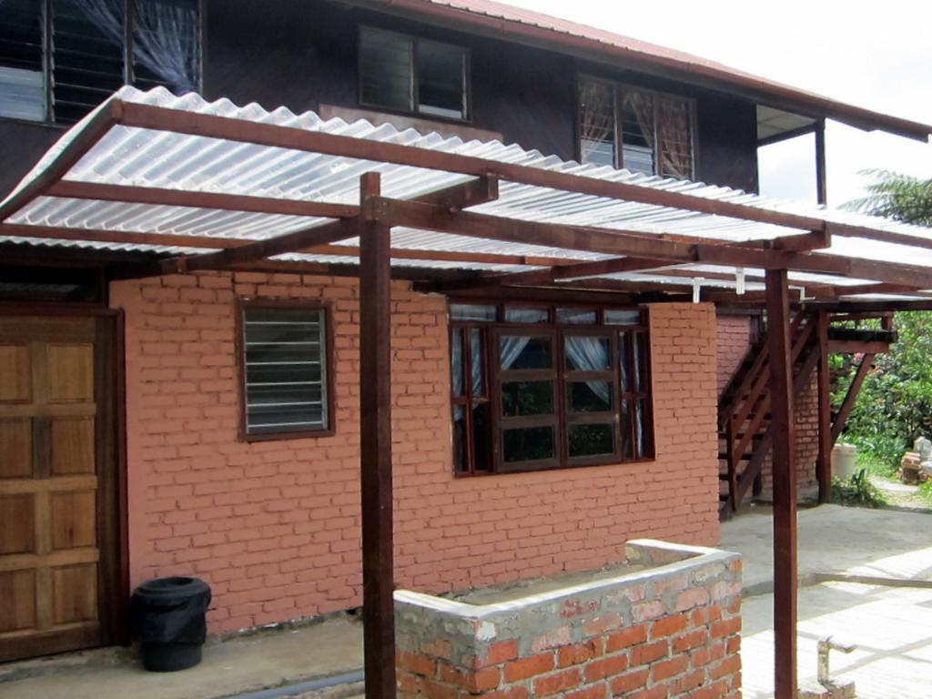 Mile 36 Lodge Kundasang Exterior photo